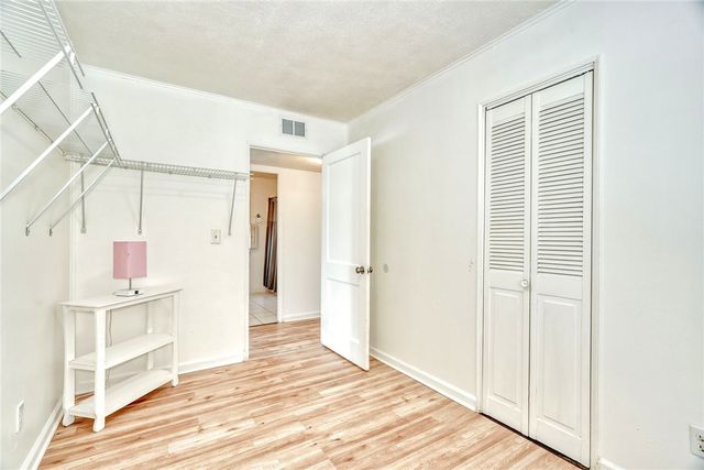 33 Pasadena Drive, Gates, NY 14606