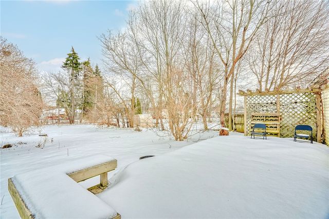 33 Pasadena Drive, Gates, NY 14606