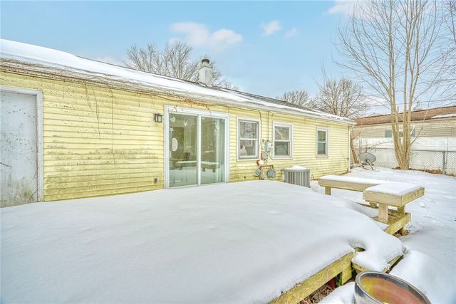 33 Pasadena Drive, Gates, NY 14606