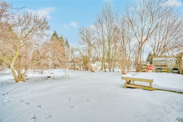 33 Pasadena Drive, Gates, NY 14606