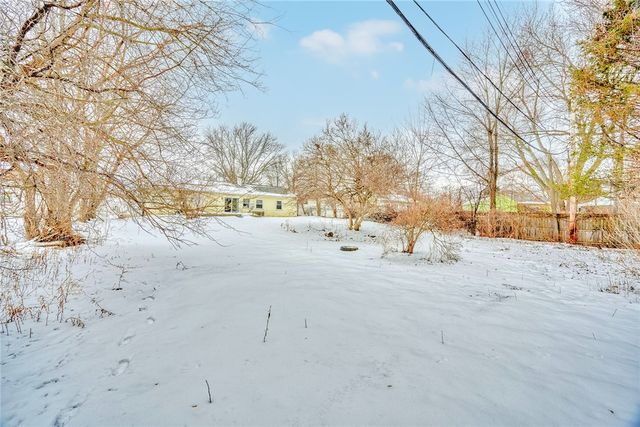 33 Pasadena Drive, Gates, NY 14606