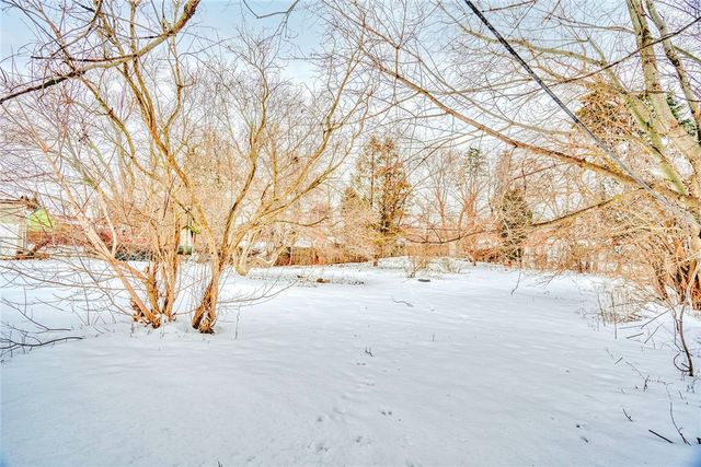 33 Pasadena Drive, Gates, NY 14606