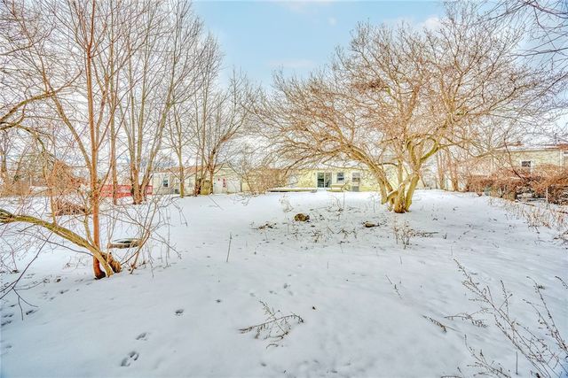 33 Pasadena Drive, Gates, NY 14606