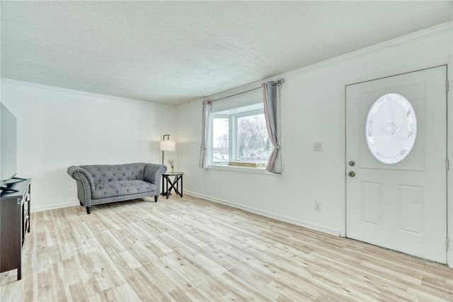 33 Pasadena Drive, Gates, NY 14606