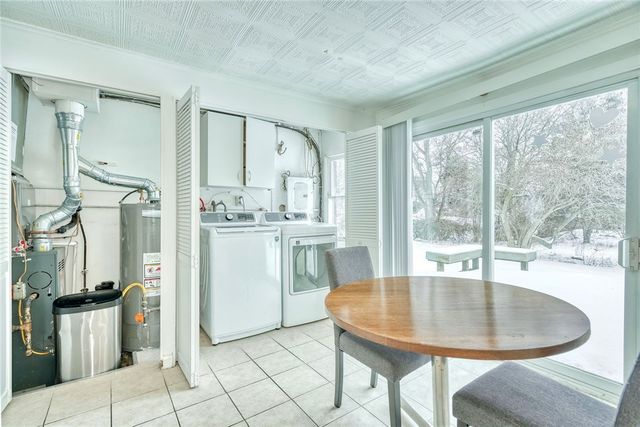 33 Pasadena Drive, Gates, NY 14606