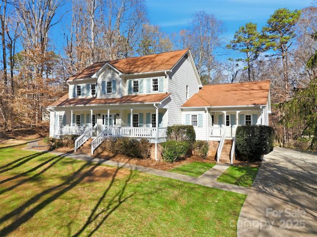 2123 Wedgewood Drive, Matthews, NC 28104