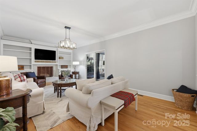 2123 Wedgewood Drive, Matthews, NC 28104