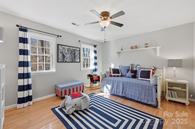 2123 Wedgewood Drive, Matthews, NC 28104