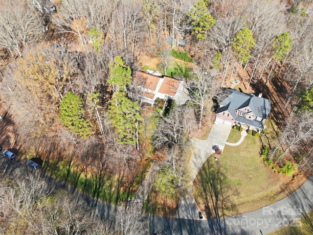 2123 Wedgewood Drive, Matthews, NC 28104