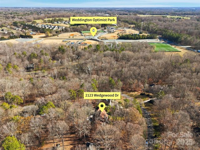2123 Wedgewood Drive, Matthews, NC 28104