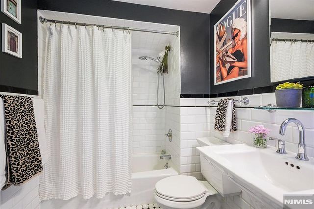 41 Montague Place C0002, Montclair, NJ 07042