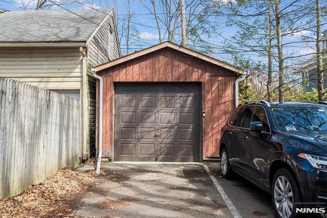 41 Montague Place C0002, Montclair, NJ 07042