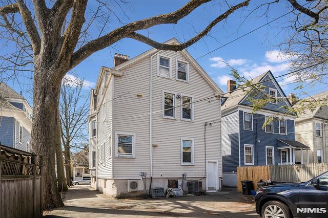 41 Montague Place C0002, Montclair, NJ 07042