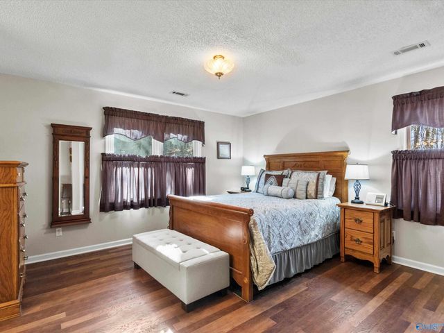 15 All Jersey Road, Somerville, AL 35670