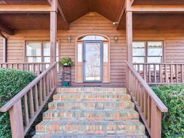 15 All Jersey Road, Somerville, AL 35670