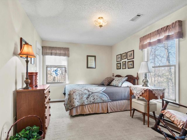 15 All Jersey Road, Somerville, AL 35670