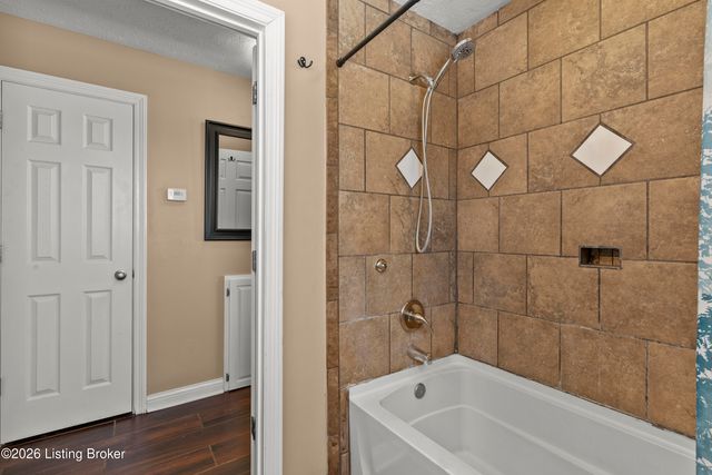 713 Saint John Rd, Elizabethtown, KY 42701