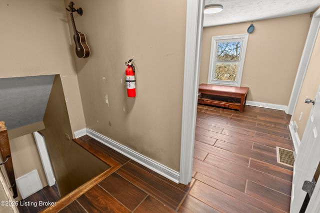 713 Saint John Rd, Elizabethtown, KY 42701