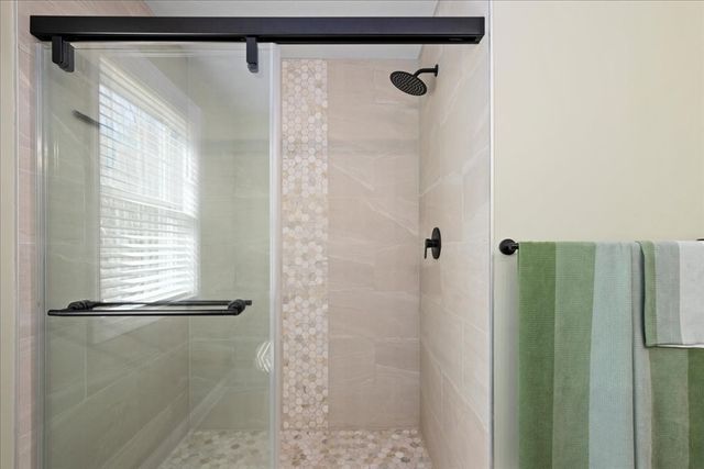 68 Princeton St 68, Holden, MA 01522