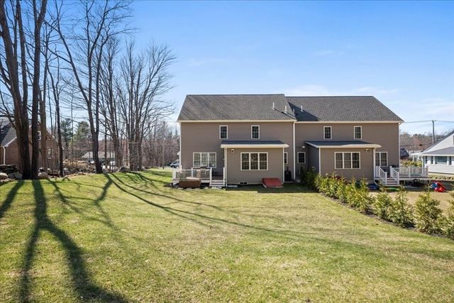 68 Princeton St 68, Holden, MA 01522