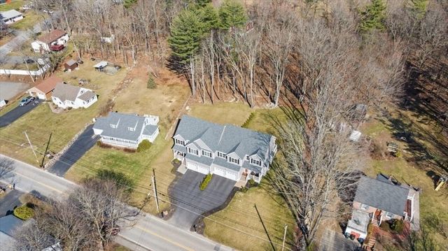 68 Princeton St 68, Holden, MA 01522