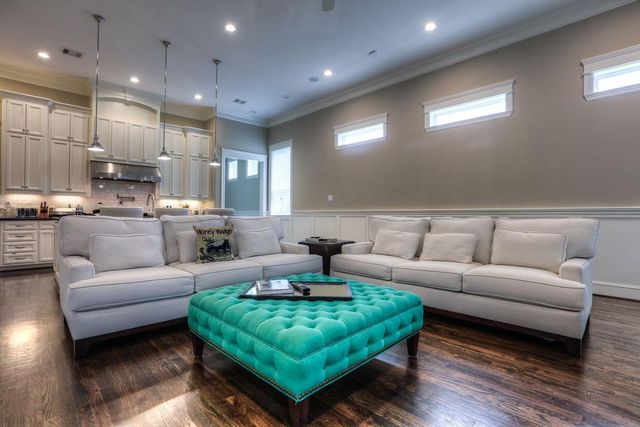 922 Alexander Street, Houston, TX 77008