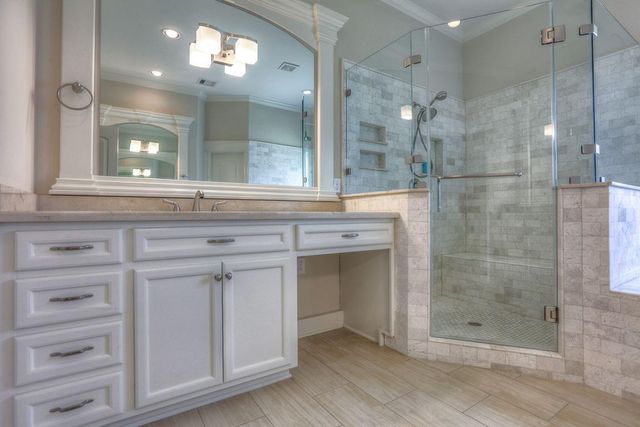 922 Alexander Street, Houston, TX 77008