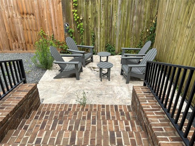 922 Alexander Street, Houston, TX 77008