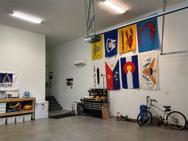 922 Alexander Street, Houston, TX 77008