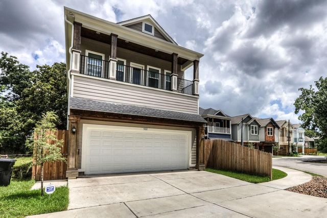 922 Alexander Street, Houston, TX 77008