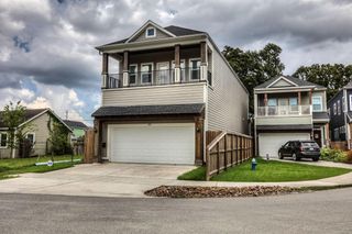 922 Alexander Street, Houston, TX 77008