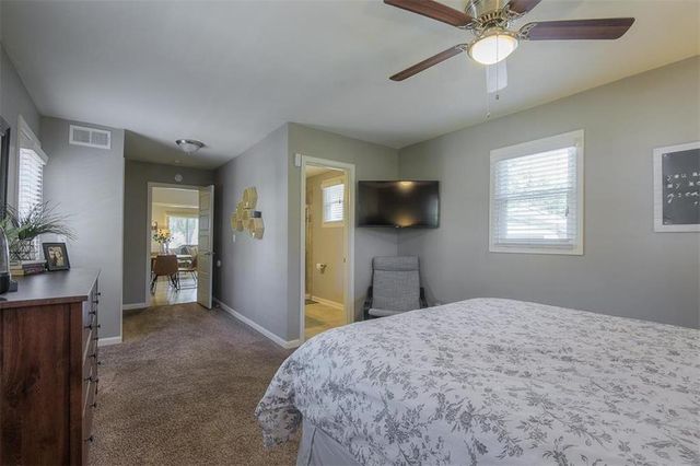 7415 Maple Lane, Overland Park, KS 66204