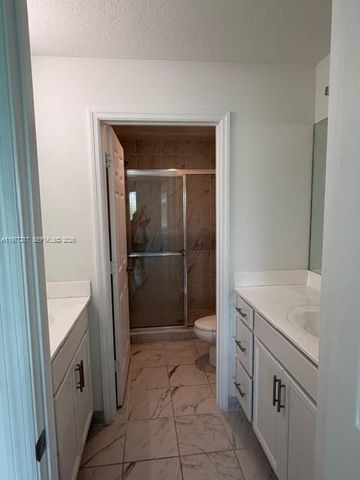 6280 SW 47th Ct 8, Davie, FL 33314