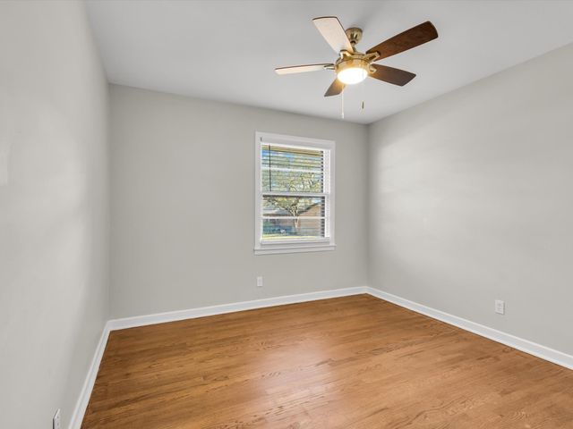 3404 Cromart Avenue, Fort Worth, TX 76133