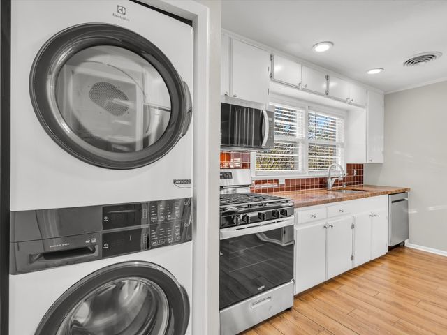 3404 Cromart Avenue, Fort Worth, TX 76133