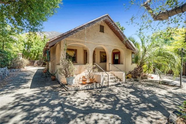 611 E Grandview, Sierra Madre, CA 91024