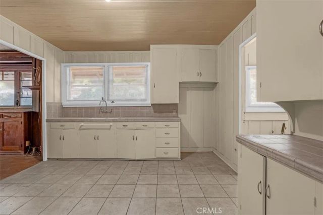 611 E Grandview, Sierra Madre, CA 91024