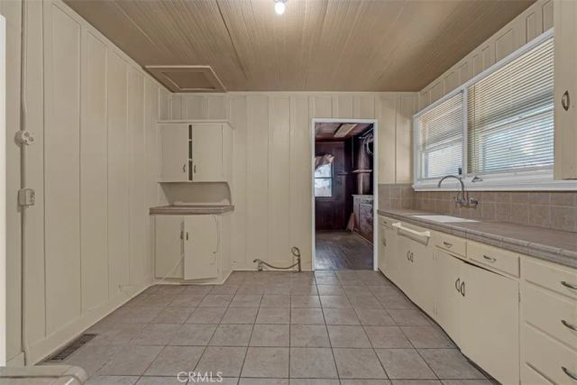 611 E Grandview, Sierra Madre, CA 91024