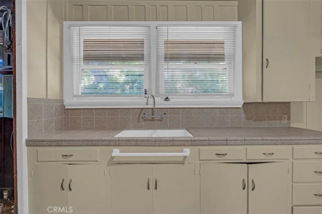 611 E Grandview, Sierra Madre, CA 91024