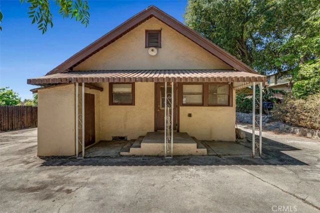 611 E Grandview, Sierra Madre, CA 91024