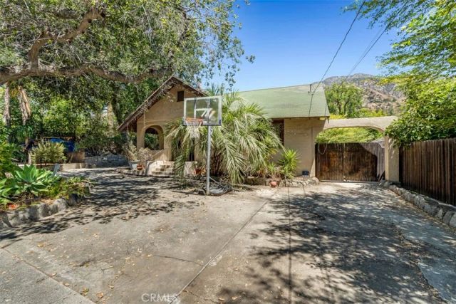 611 E Grandview, Sierra Madre, CA 91024