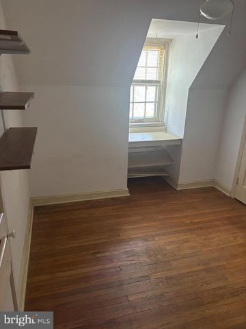 317 WALNUT HILL LN, Havertown, PA 19083