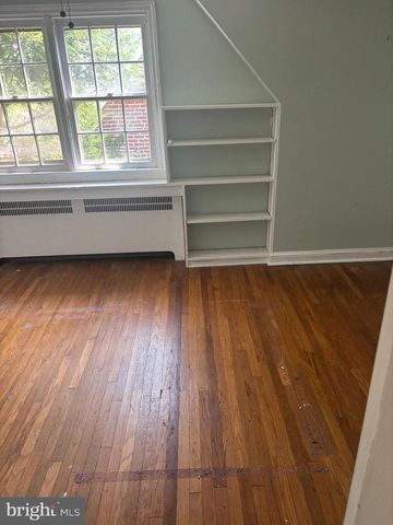 317 WALNUT HILL LN, Havertown, PA 19083