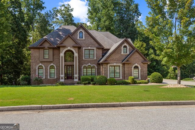 8260 Equinox Lane, Fairburn, GA 30213