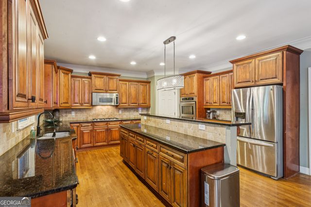 8260 Equinox Lane, Fairburn, GA 30213
