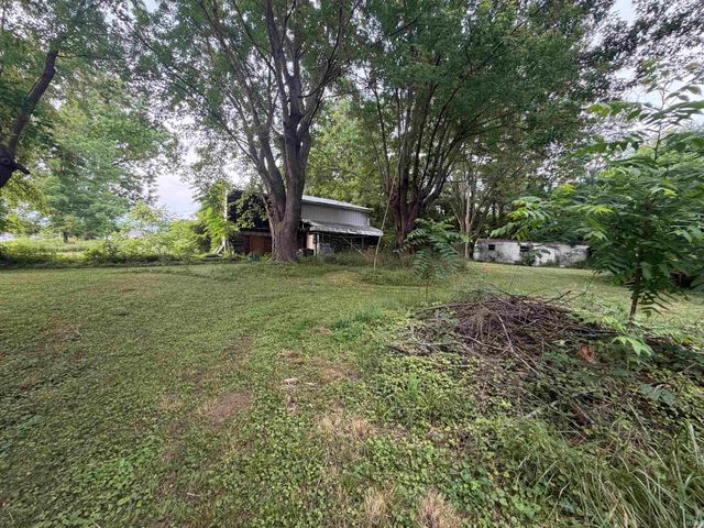 7 Rawlins Street, Bedford, IN 47421