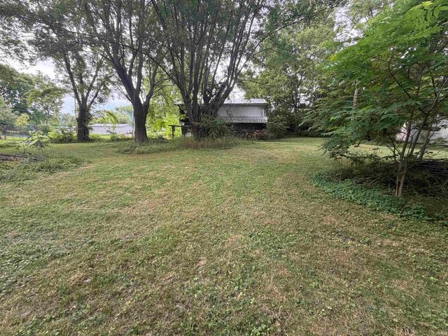 7 Rawlins Street, Bedford, IN 47421