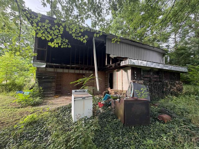 7 Rawlins Street, Bedford, IN 47421