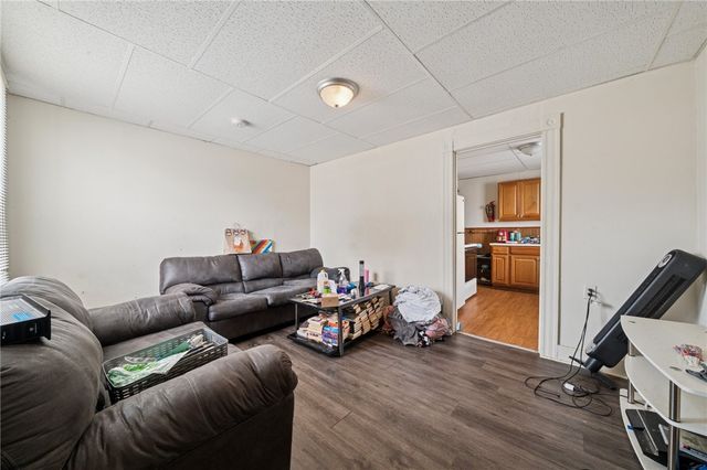 209 Depot St, Youngwood, PA 15697