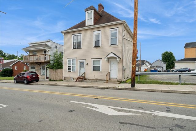209 Depot St, Youngwood, PA 15697